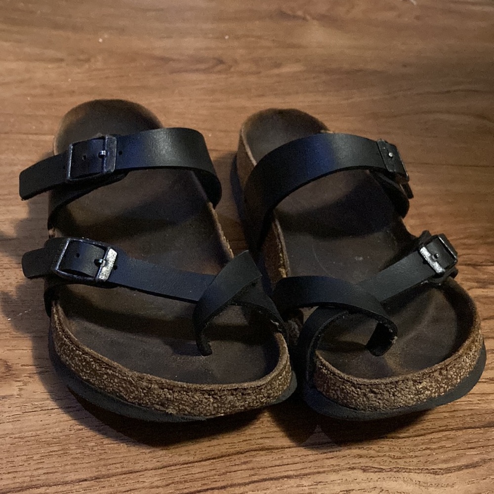 Mayari Birkenstocks